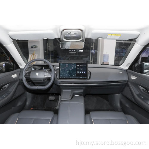 Changan Deep Blue SL03 CLTC 515 km Tempo di ricarica rapida 0,42 ore Nuovo stile Electric Car